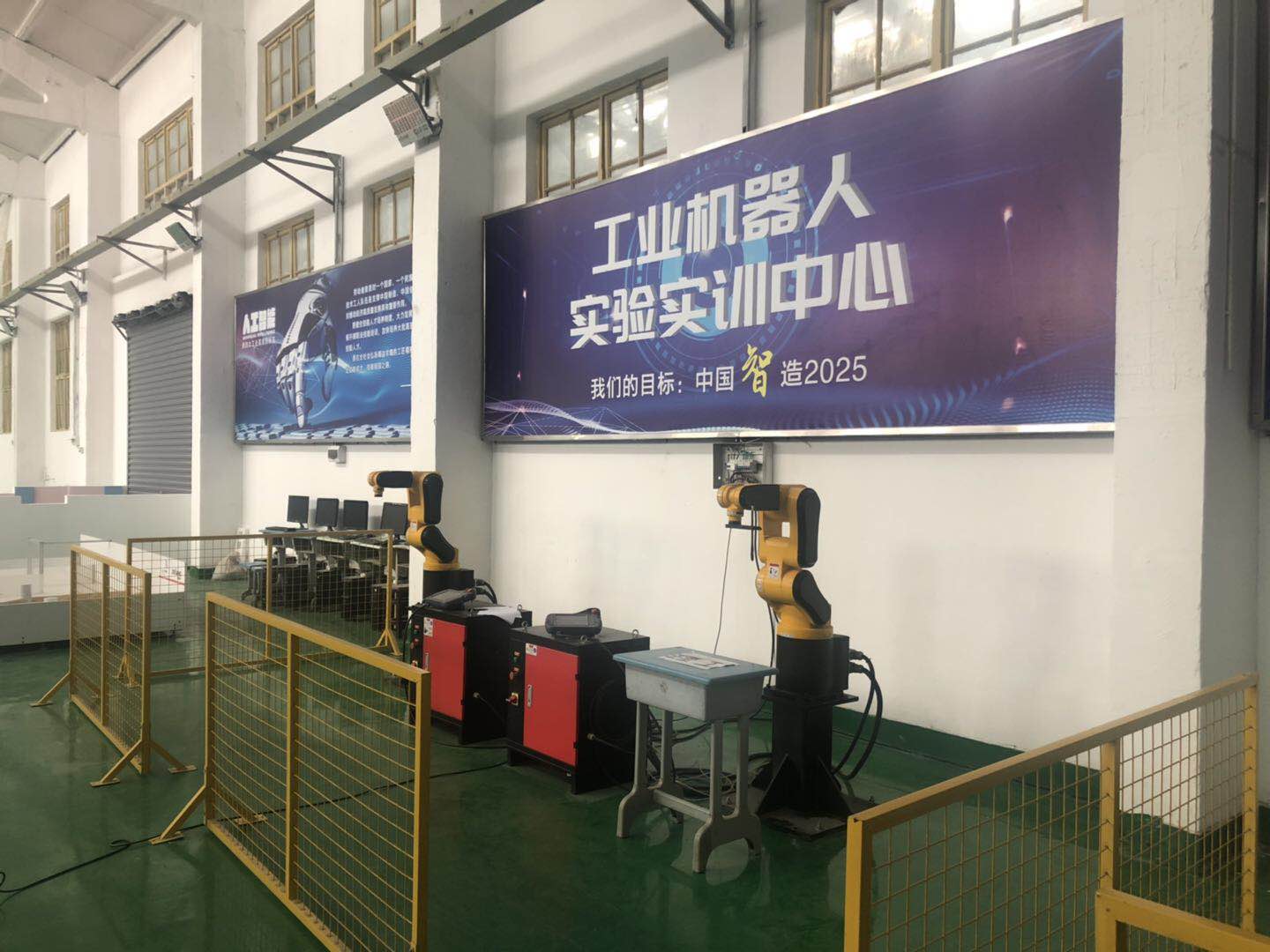 定向汽车维修:4S 维修保养 喷漆 检修