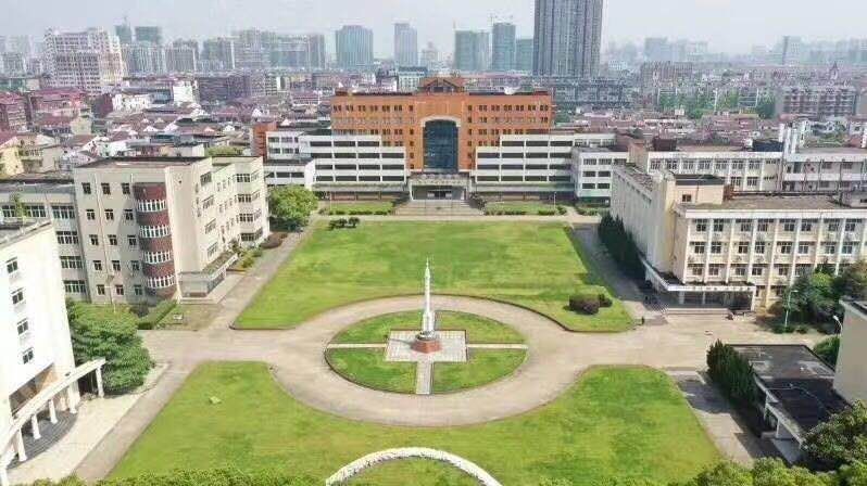 定向汽车维修:4S 维修保养 喷漆 检修